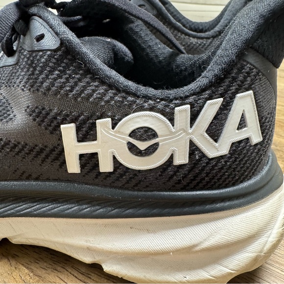 Women’s Hoka Clifton 9 running shoes. Size Women’s US 8 - Picture 5 of 6